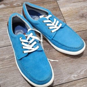 Global Win blue canvas sneakers with brown leather trim. Size 10